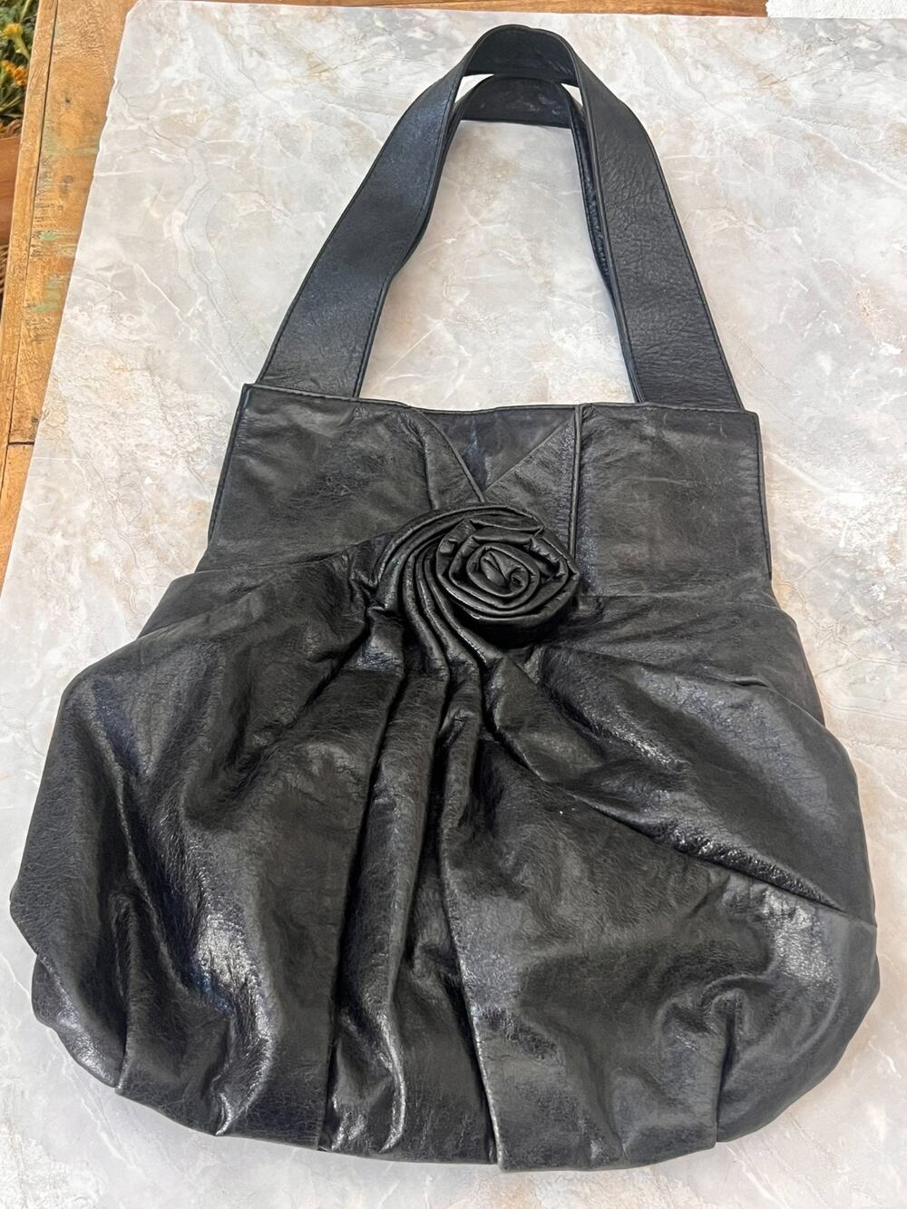 Fiore By Isabella Fiore Genuine Leather Purse Rosebud Bag